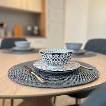 Ruhige Lage, Gute Anbindung, Frisch Renoviert Apartment Fellbach Luaran gambar